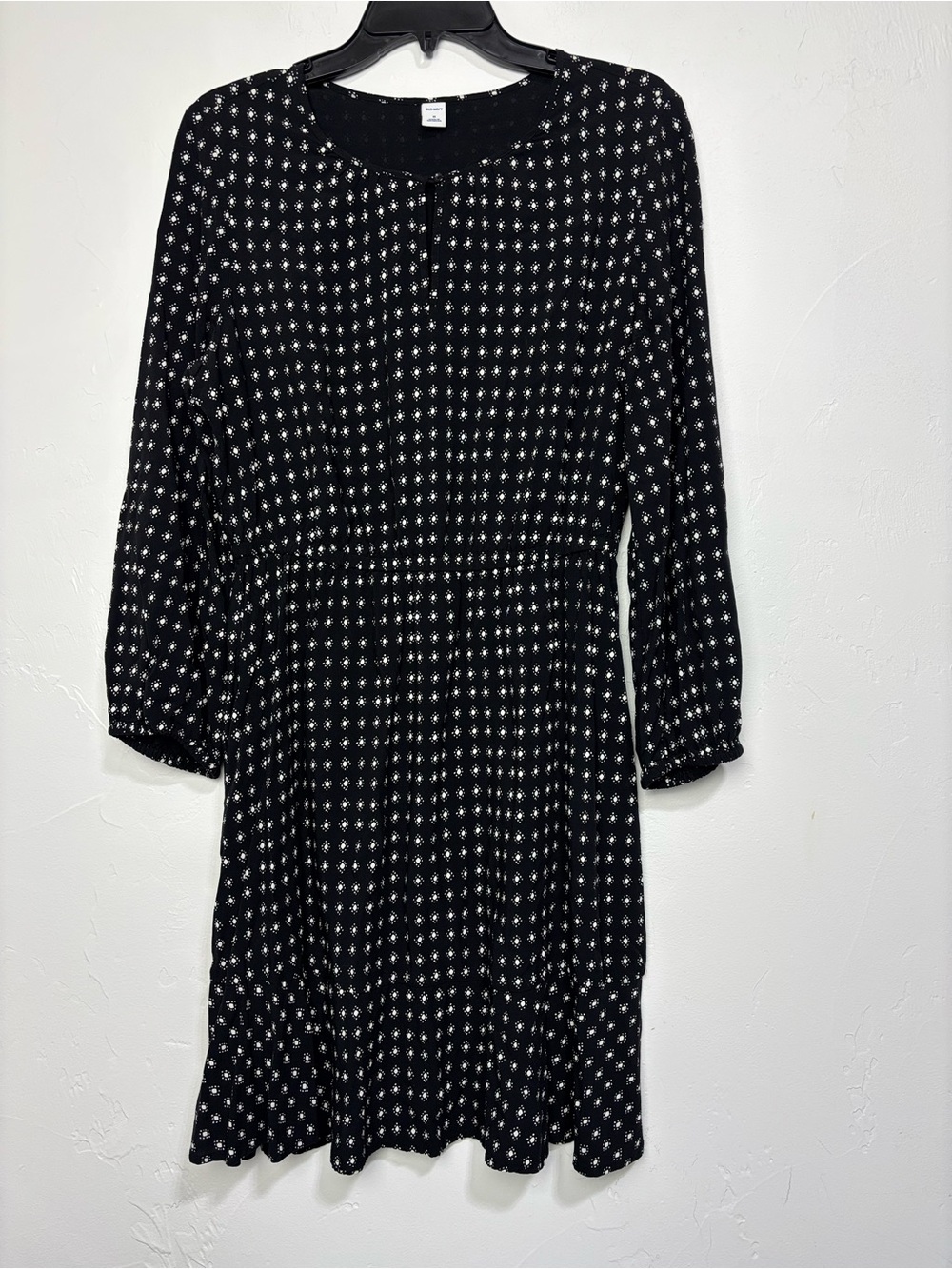 Old Navy Women's Medium Black White Dress Keyhole Geometric Casual Folk Peasant